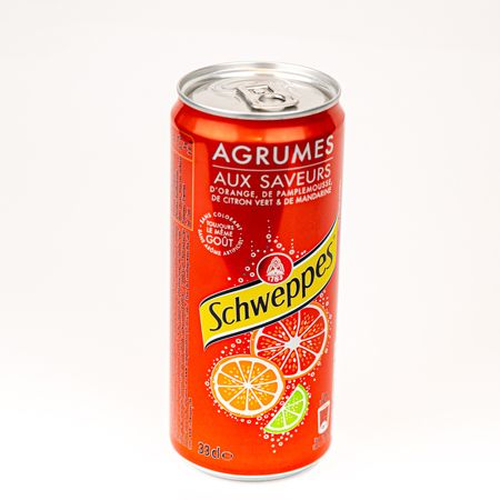 SCHWEPPES AGRUME BOITE 24CL 